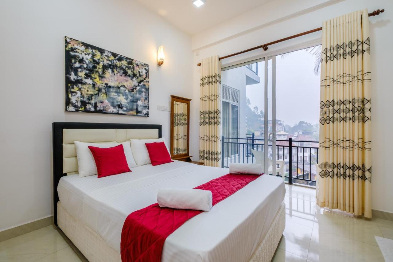 Queens Mount Ridge Kandy Exterior photo