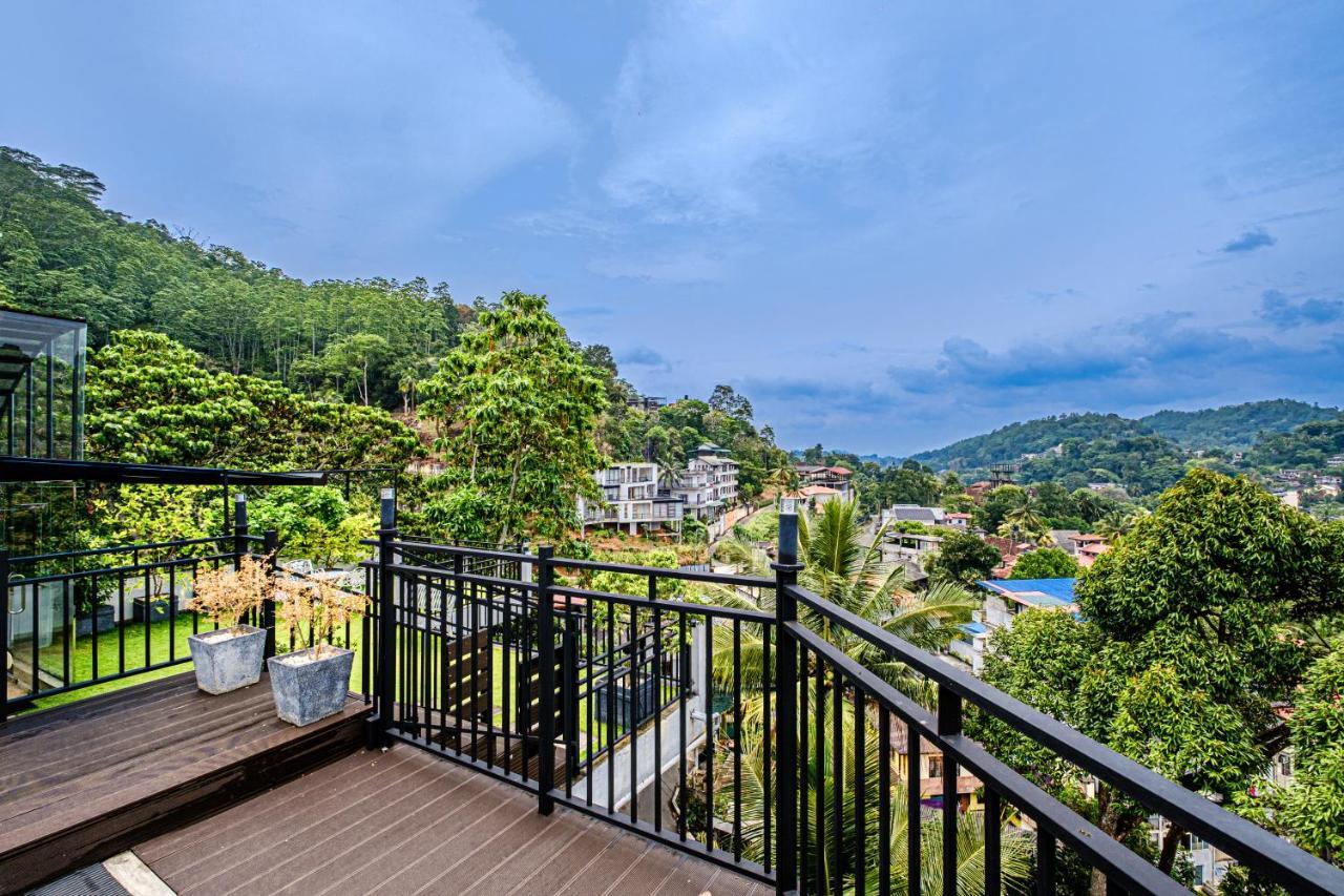 Queens Mount Ridge Kandy Exterior photo